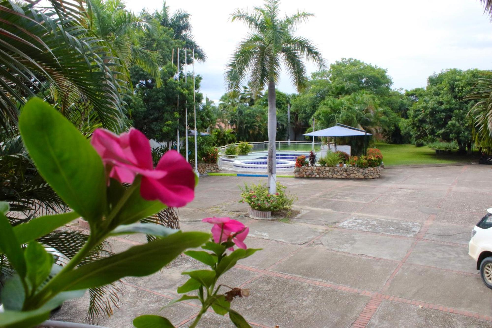 Hotel Mar Azul Neiva เนย์บา ภายนอก รูปภาพ